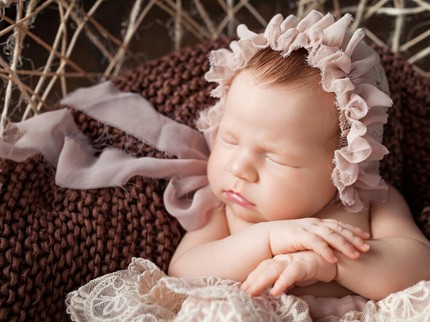 100 Nama Bayi Perempuan Huruf Awal S ala Anak Al Ghazali & Alyssa Daguise