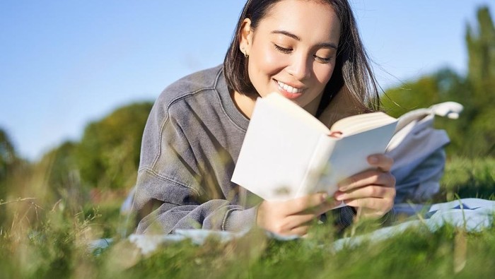 5 Hobi Terbaik yang Menggambarkan Kepribadian INFP