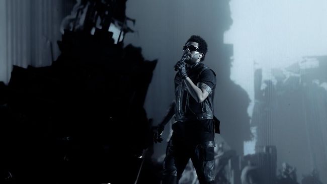Sekitar satu jam setelah BCA presale dibuka, hanya tiket Ultimate VIP package yang ludes dipesan untuk dua hari konser The Weeknd di Jakarta.