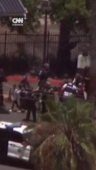Penampakan Evakuasi usai Penembakan di San Diego Islamic Center