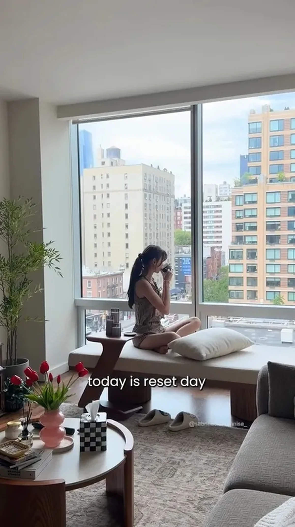 Apartemen Sabrina Chairunnisa