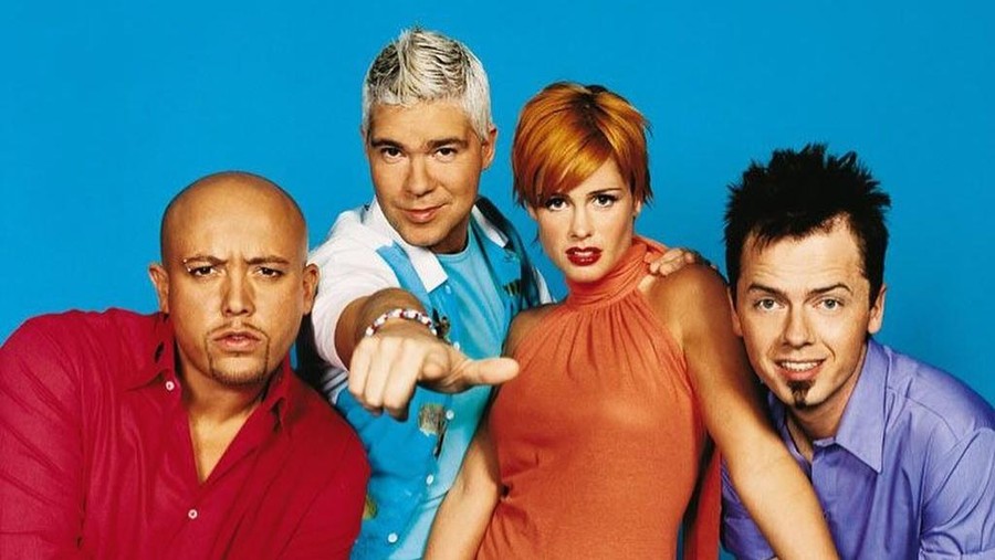 Band AQUA