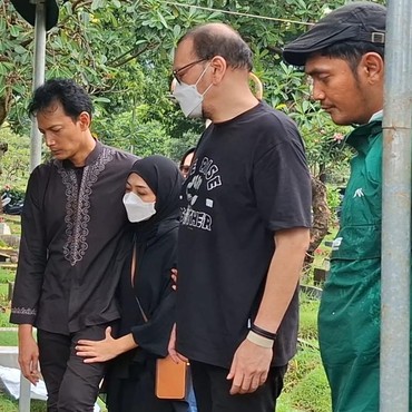 Sebelum Ibunda Meninggal, Kakak Fedi Nuril Sudah Punya Firasat