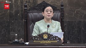 Ketua DPR RI Puan Maharani dalam Rapat Paripurna DPR RI ke-19 Terkait KEM dan PPKF RAPBN 2027 di Gedung DPR RI, Jakarta, Rabu (20/5/2026).