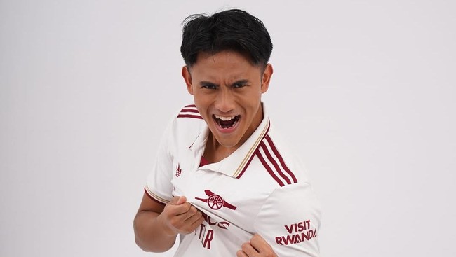 Pembalap Indonesia yang tampil di Moto2 2026, Mario Aji senang karena keluar dari ruang operasi bersamaan dengan momen Arsenal juara Liga Inggris 2025/2026.