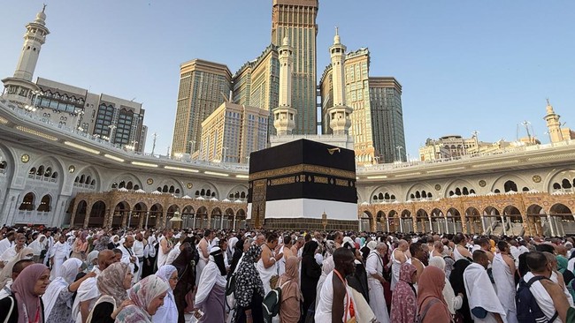 Pariwisata Saudi Tahan Penurunan 5-6% Berkat Haji dan Ramadan