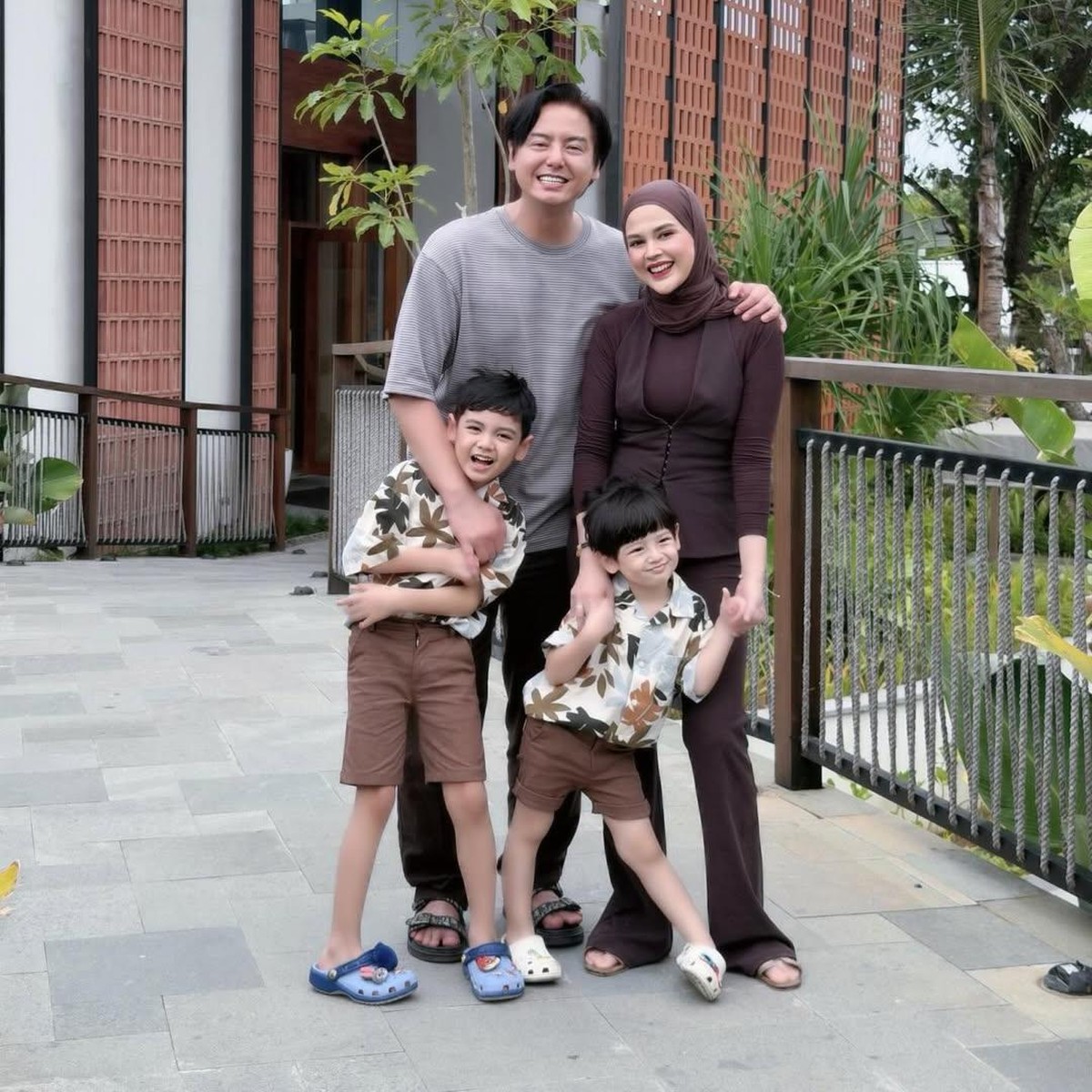Pisah Ranjang dengan Cut Meyriska&comma; Roger Danuarta Singgung soal Anak&colon; Kadang Tuh&period;&period;&period;