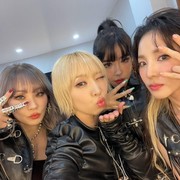 Rayakan 17 Tahun Debut, 2NE1 Bagikan Foto Terbaru Kebersamaan Grup