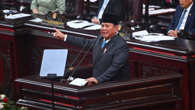 Presiden Prabowo Subianto menyampaikan pidato dalam Rapat Paripurna ke-19 DPR RI Masa Persidangan V Tahun Sidang 2025-2026 di kompleks Parlemen, Jakarta, Rabu (20/5/2026). DPR menggelar rapat paripurna dengan agenda antara lain penyampaian Kerangka E