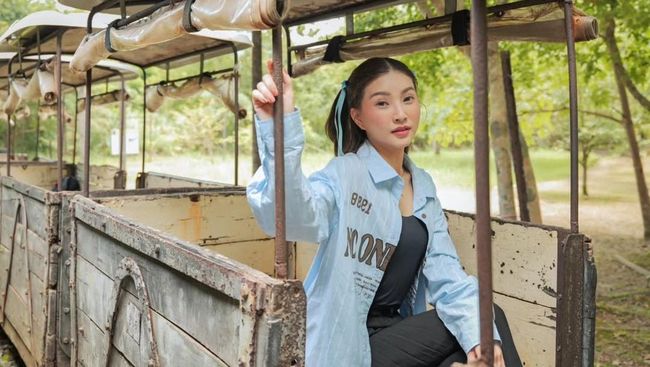 No Pic Hoaks, Ini 5 Foto Sarwendah di Gunung Kawi Usai Isu Artis Suka Pesugihan