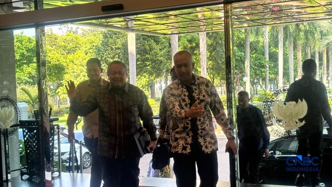 Purbaya-Bos BI Kumpul di Kantor Airlangga, Bahas BUMN Ekspor Prabowo!
