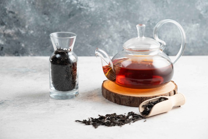 Teh pu-er atau pu-erh tea adalah salah satu jenis teh hitam fermentasi asal China. Teh ini telah dikaitkan dengan penurunan berat badan atau pengurangan lemak dalam beberapa penelitian.