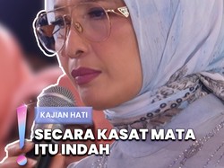 Video: Lewat Tutur Kata Alm Uje, Arzeti Bilbina Manta Berhijab