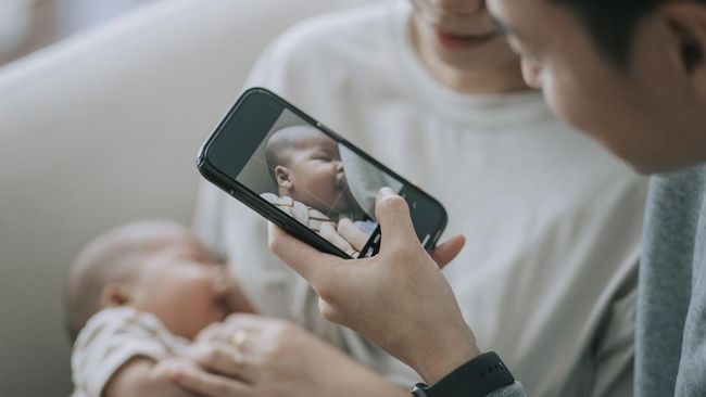 Manfaat Rutin Memotret Anak Sejak Bayi di Tempat Sama, Bantu Lacak Pertumbuhannya