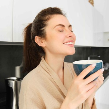 5 Minuman Penurun Berat Badan yang Bisa Dikonsumsi di Pagi Hari