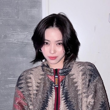 6 Inspirasi Model Rambut ala Idol K-Pop Perempuan yang Bisa Dicoba