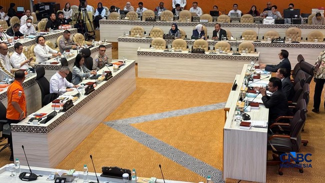 DPR Usul Swasta Masuk Bisnis Kereta Api — Bukan Cuma KAI Lagi