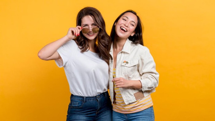 7 Kebiasaan Unik Gemini dalam Pertemanan