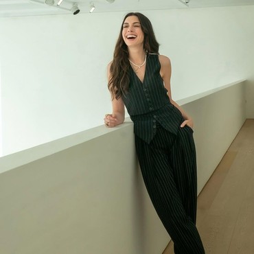 Dituding Operasi Facelift, Anne Hathaway: Spekulasinya Terlalu Liar