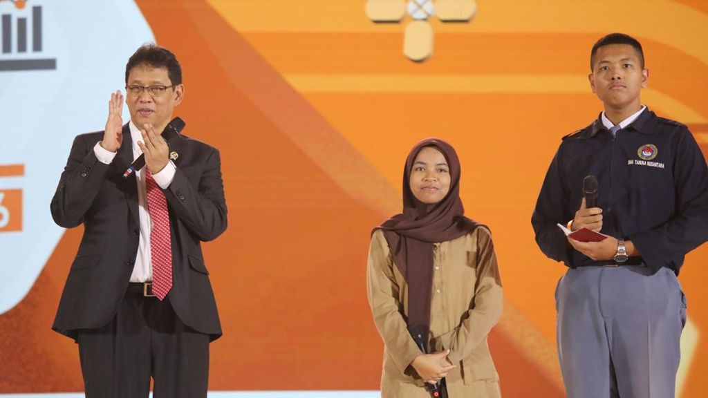 Purbaya Singgung 'Ekonom Tiktok' saat Ditanya Siswa SMA