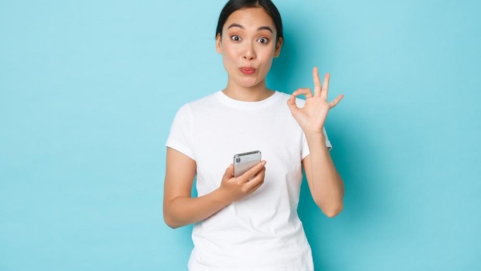 4 Cara Mengenali Orang Bermental Kuat Dilihat dari Cara Balas Chat