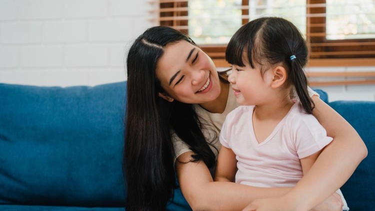 Ciri Anak Punya Kecerdasan Emosional Tinggi&comma; Sering Ditanya 9 Hal Ini Menurut Pakar