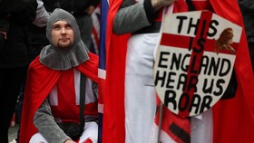 Demo besar 'Unite the Kingdom' di London.