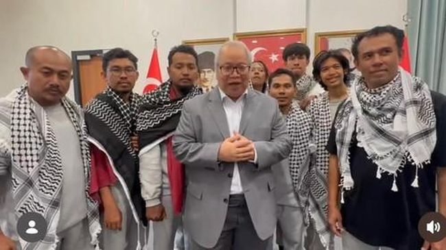 Disetrum hingga Ditendang, Begini Kondisi 9 WNI yang Ditahan Israel