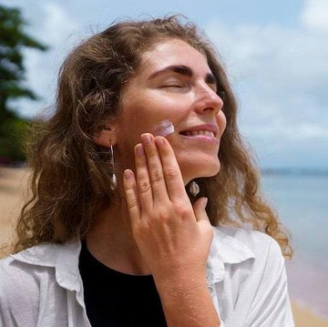 5 Kesalahan Pakai Sunscreen yang Masih Sering Dilakukan