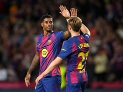 De Jong Nilai Rashford Pantas Dipertahankan Barcelona