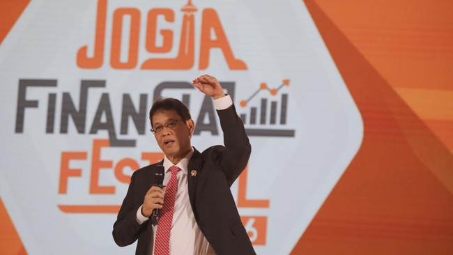Menteri Keuangan RI, Purbaya Yudhi Sadewa saat menyampaikan pemaparan dalam Jogja Financial Festival 2026 di Jogja Expo Center (JEC), Yogyakarta, DIY, Jumat (22/5/2026). (CNBC Indonesia/Faisal Rahman)