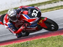 Moto3 Junior 2026: Kiandra Ramadhipa Menang Race di Portugal!