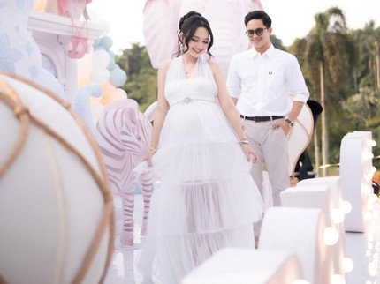 Kejutan Beauty Influencer Nanda Arsyinta saat Gender Reveal, Bakal Dikaruniai Bayi Kembar
