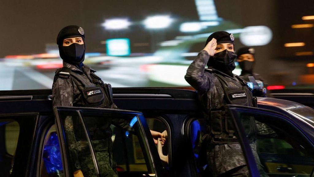 FOTO: Parade Militer Pengamanan Ibadah Haji 2026 di Arab Saudi