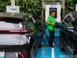 Insentif Kendaraan Listrik Ditunda, Pemerintah Diminta Prioritaskan Daerah Ini