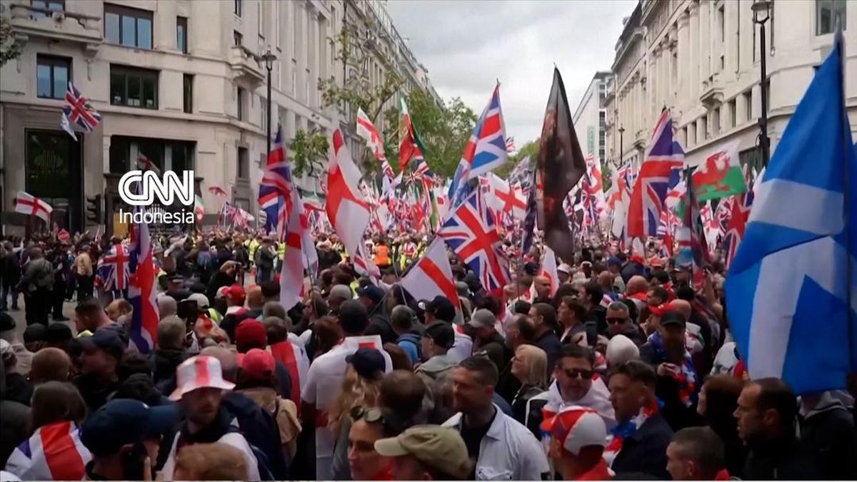 Penampakan Demo Besar 'Unite the Kingdom' Guncang London