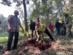 Perhutani Banyuwangi Barat Deklarasikan 200 Kader Konservasi Hutan