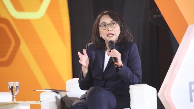 Direktur Keuangan & Strategi - PT Bank Mandiri (Persero) Tbk, Novita Widya Anggraini saat menyampaikan pemaparan dalam Jogja Financial Festival 2026 di Jogja Expo Center (JEC), Yogyakarta, DIY, Sabtu (23/5/2026). (CNBC Indonesia/Faisal Rahman)