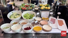 Menu sarapan di Grand Restaurant di The Trans Luxury Hotel Surabaya