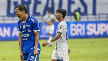 Liputan Olahraga CNN Sport : Hasil Super League: Persib Bandung Juara, Borneo FC Gigit Jari