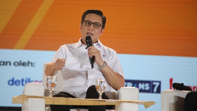 PJS Direktur Utama Bursa Efek Indonesia, Jeffrey Hendrik saat menyampaikan pemaparan dalam Jogja Financial Festival 2026 di Jogja Expo Center (JEC), Yogyakarta, DIY, Sabtu (23/5/2026). (CNBC Indonesia/Faisal Rahman)