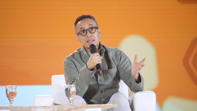 Presiden Direktur dan CEO PT Vale Indonesia Tbk, Bernardus Irmanto saat menyampaikan pemaparan dalam Jogja Financial Festival 2026 di Jogja Expo Center (JEC), Yogyakarta, DIY, Sabtu (23/5/2026). (CNBC Indonesia/Faisal Rahman)