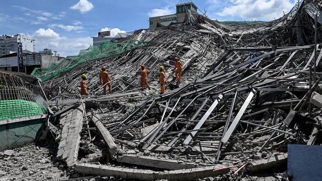 Gedung Roboh di Filipina