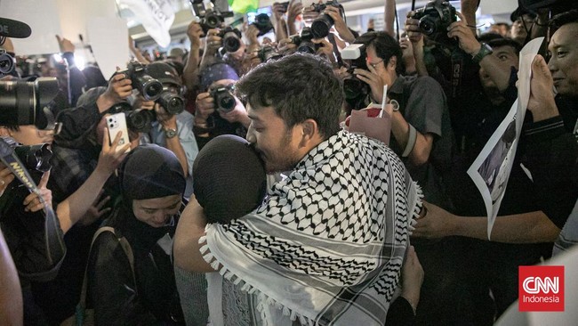 9 WNI Relawan GSF yang Diculik Israel Tiba di Bandara Soetta