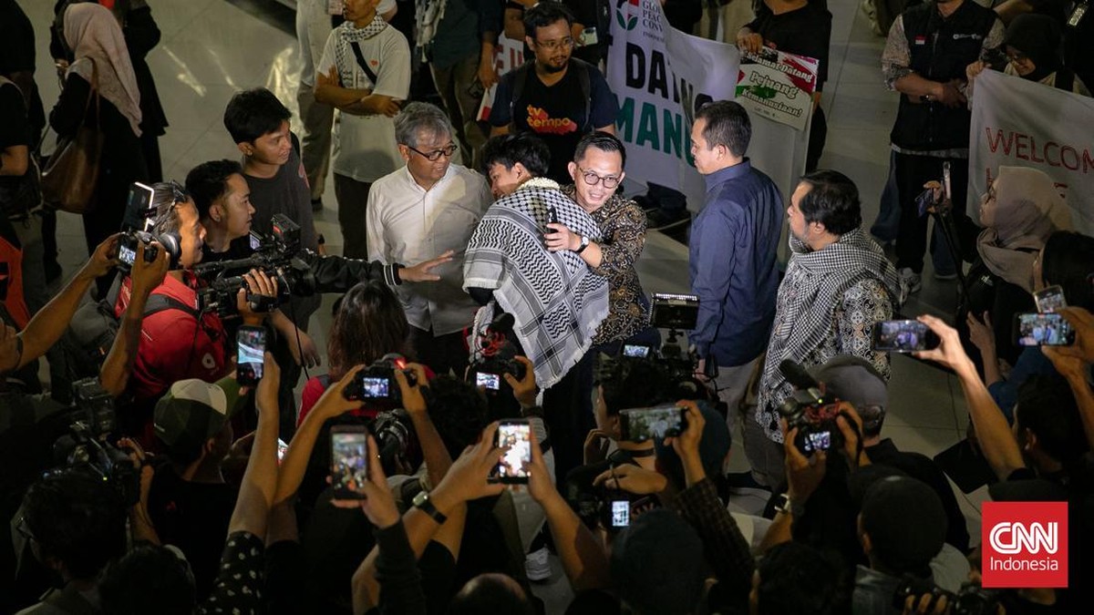 9 WNI Relawan GSF yang Diculik Israel Tiba di Bandara Soetta
