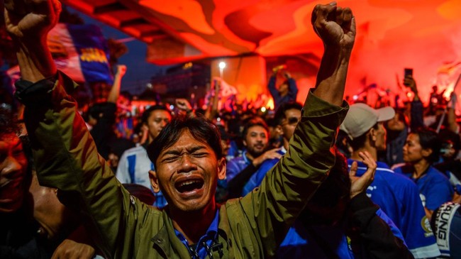 Euforia Bobotoh Rayakan Persib Juara BRI Super League 2026