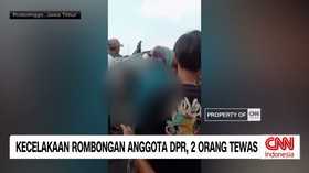 Dua staf ahli anggota DPR RI meninggal dunia setelah minibus yang mereka tumpangi menabrak truk pengangkut pasir di Tol Pasuruan-Probolinggo, Jawa Timur.