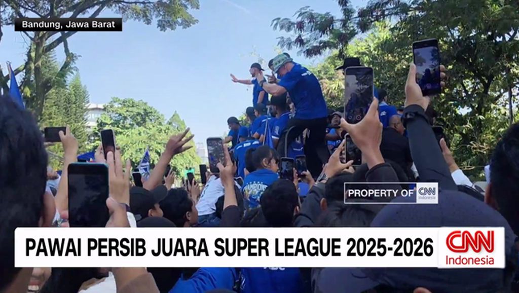 VIDEO: Melihat Langsung Kemeriahan Pawai Juara Persib