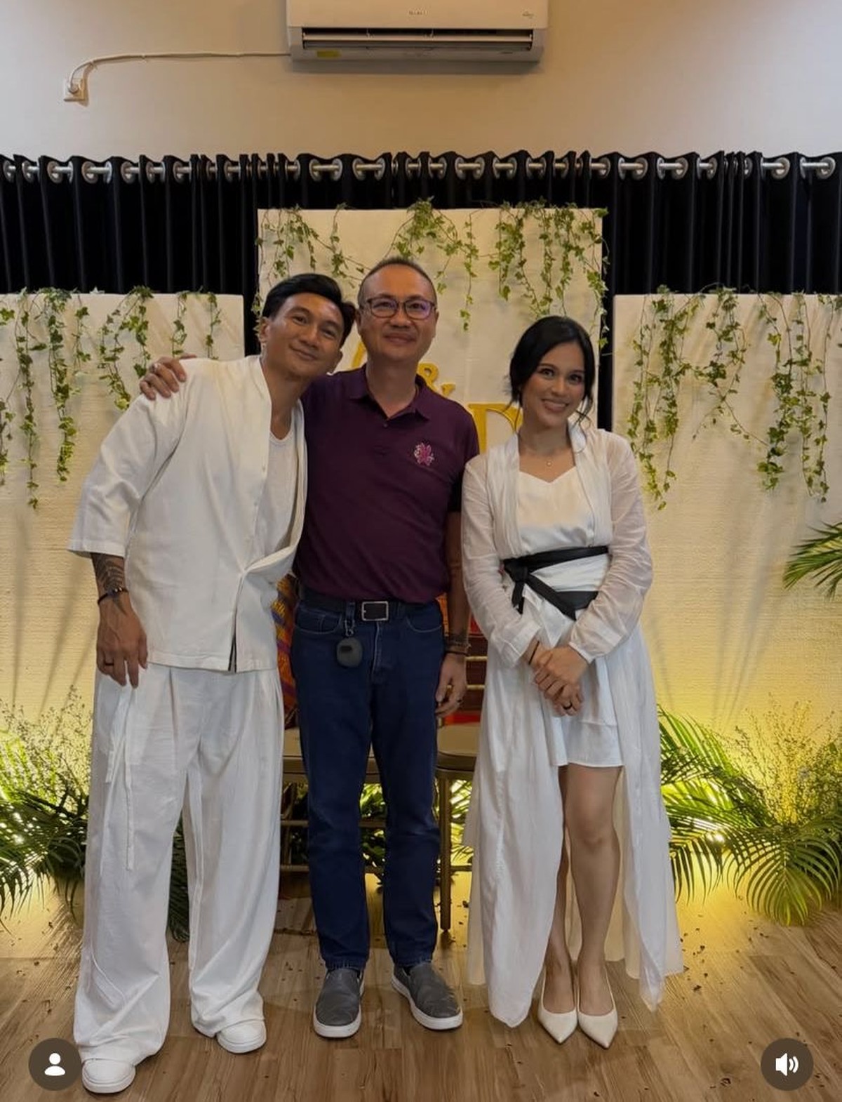Pernikahan Anji dan Desi