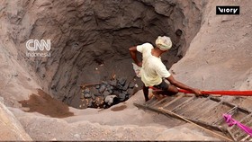 thumbnail video kekeringan india